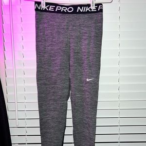 Nike high rise tight fit leggings